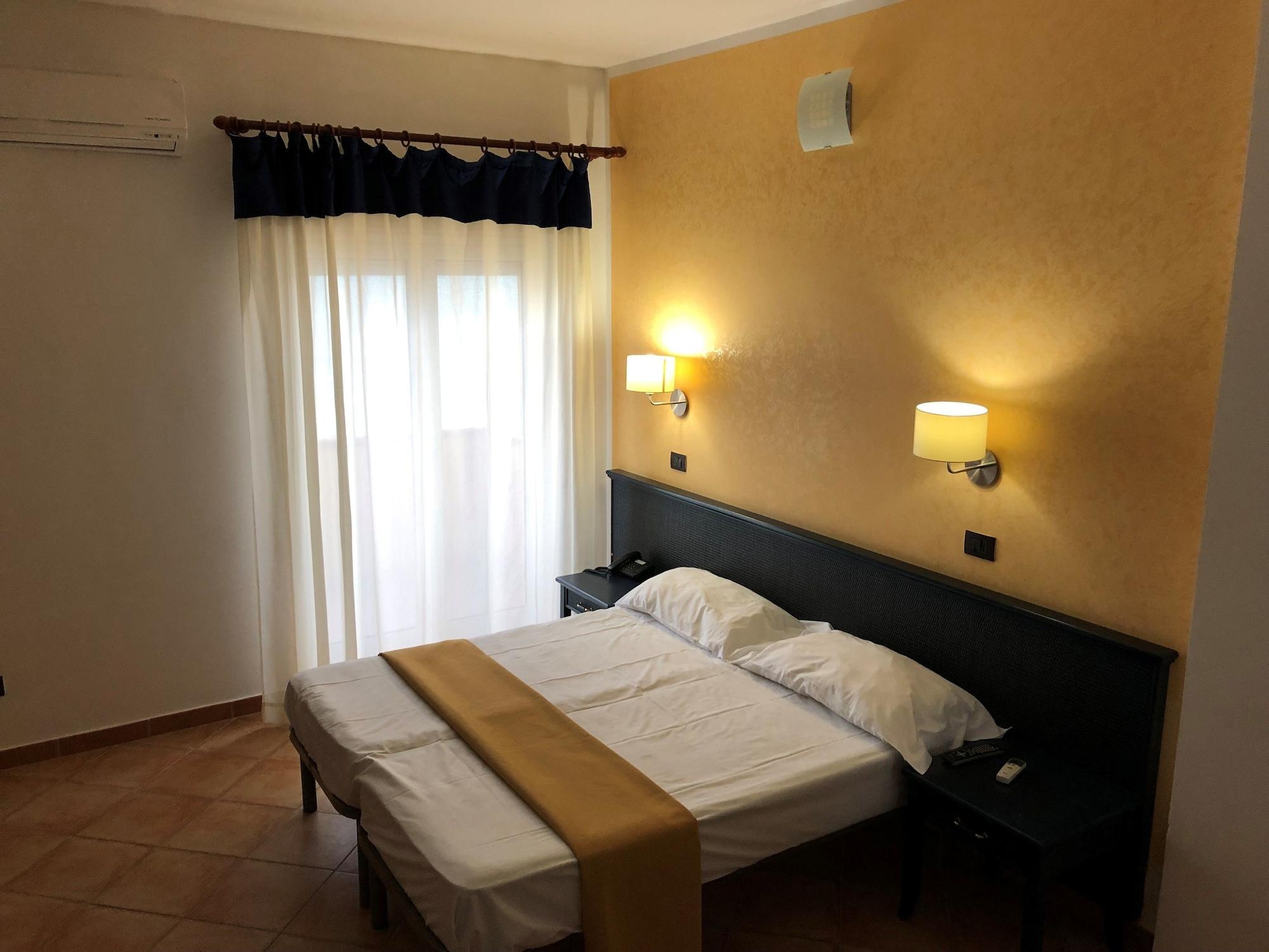 Residence Hotel Antica Perla San Leone Eksteriør billede
