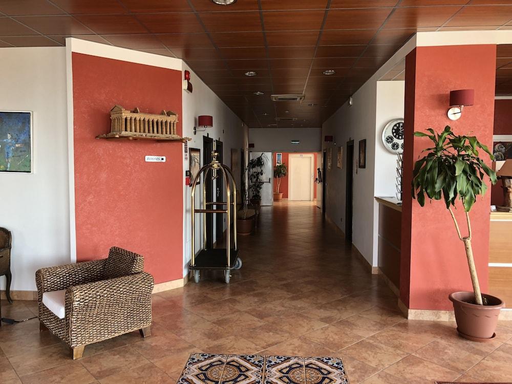 Residence Hotel Antica Perla San Leone Eksteriør billede