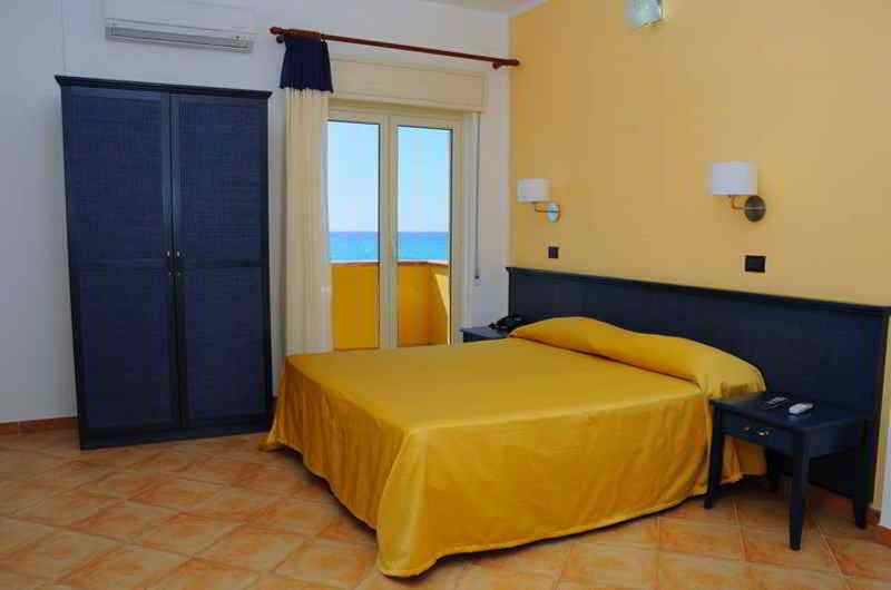 Residence Hotel Antica Perla San Leone Eksteriør billede